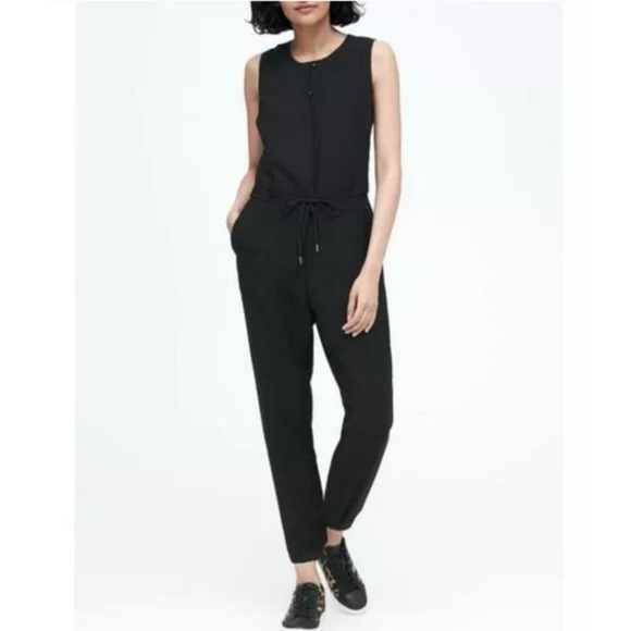 Banana Republic Women's Black Sleeveless Button Up Tie‎ Waist Jumpsuit. Size 14 - Picture 1 of 14